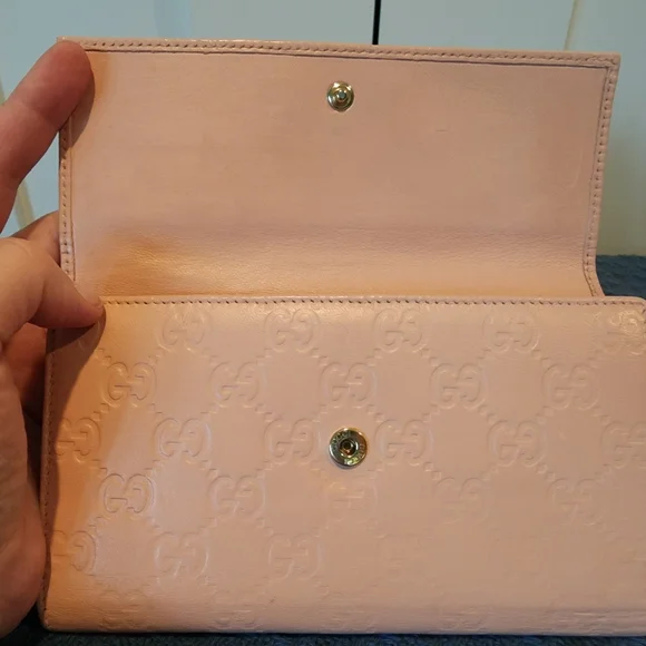 Gucci Guccissima light Pink wallet EUC - Picture 8 of 14